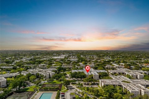 Condominio en venta en Miami, Florida, 2 dormitorios, 89.65 m2 № 1952201 - foto 13