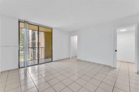 Condominio en venta en Miami, Florida, 2 dormitorios, 89.65 m2 № 1952201 - foto 3