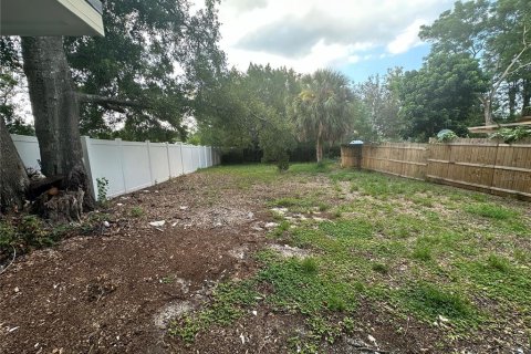 Duplex in Orlando, Florida 3 bedrooms, 87.89 sq.m. № 1915738 - photo 15