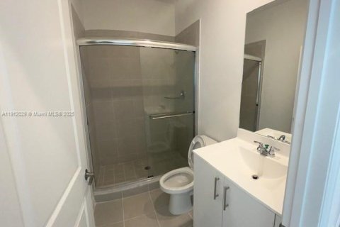 Touwnhouse à louer à Homestead, Floride: 3 chambres № 1968697 - photo 4