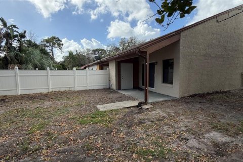 Touwnhouse à vendre à Orlando, Floride: 2 chambres, 93.09 m2 № 2436755 - photo 12