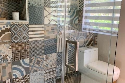 Villa ou maison à louer à Miami, Floride: 3 chambres, 119.29 m2 № 2385314 - photo 19