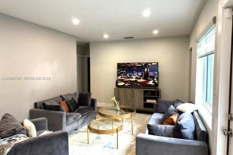Villa ou maison à louer à Miami, Floride: 3 chambres, 119.29 m2 № 2385314 - photo 30