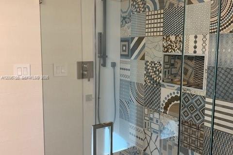 Villa ou maison à louer à Miami, Floride: 3 chambres, 119.29 m2 № 2385314 - photo 18