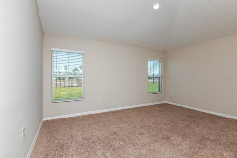 Villa ou maison à vendre à Zephyrhills, Floride: 3 chambres, 150.04 m2 № 1850967 - photo 4