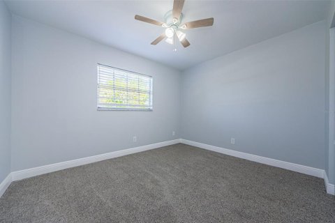 Villa ou maison à vendre à Palm Harbor, Floride: 2 chambres, 74.88 m2 № 1637851 - photo 22