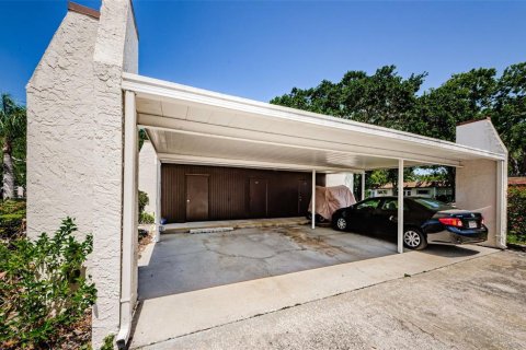 Villa ou maison à vendre à Palm Harbor, Floride: 2 chambres, 74.88 m2 № 1637851 - photo 28