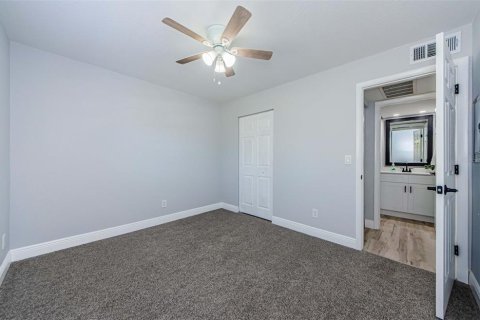 Villa ou maison à vendre à Palm Harbor, Floride: 2 chambres, 74.88 m2 № 1637851 - photo 23