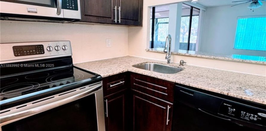 Appartement à Plantation, Floride 3 chambres, 104.05 m2 № 1945708