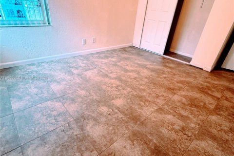 Appartement à louer à Plantation, Floride: 3 chambres, 104.05 m2 № 1945708 - photo 15