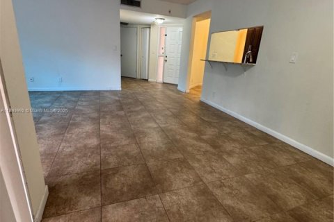 Appartement à louer à Plantation, Floride: 3 chambres, 104.05 m2 № 1945708 - photo 12