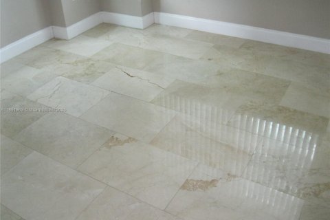 Copropriété à louer à Miami, Floride: 2 chambres, 103.12 m2 № 1946501 - photo 22