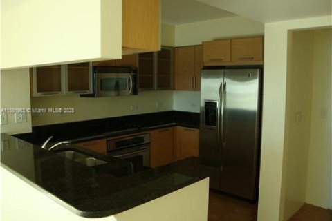 Copropriété à louer à Miami, Floride: 2 chambres, 103.12 m2 № 1946501 - photo 6