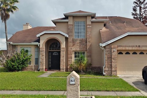 House in Orlando, Florida 4 bedrooms, 221.11 sq.m. № 2166136
