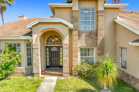 House in Orlando, Florida 4 bedrooms, 221.11 sq.m. № 2166136 - photo 27
