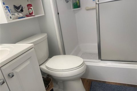 Condo in Sarasota, Florida, 2 bedrooms  № 1609419 - photo 17