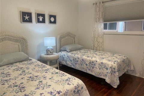 Condo in Sarasota, Florida, 2 bedrooms  № 1609419 - photo 15