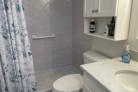 Condo in Sarasota, Florida, 2 bedrooms  № 1609419 - photo 12