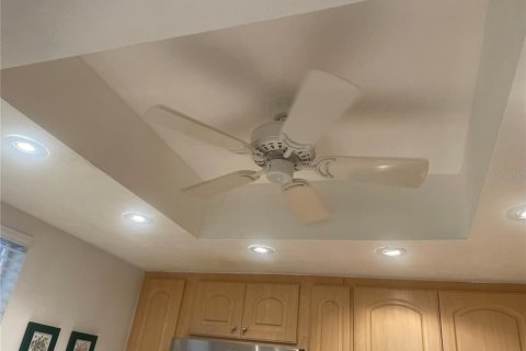 Condo in Sarasota, Florida, 2 bedrooms  № 1609419 - photo 10