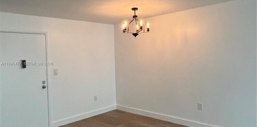 Condo à Pinecrest, Floride, 1 chambre  № 2058000