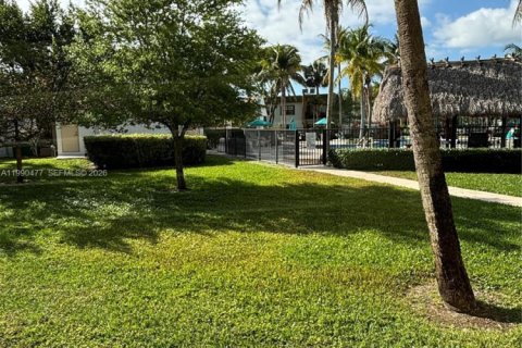 Copropriété à louer à Pinecrest, Floride: 1 chambre, 62.43 m2 № 2058000 - photo 16