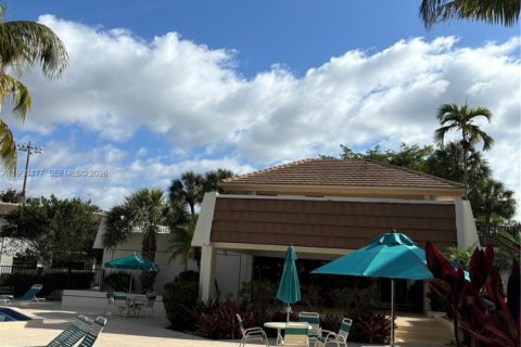 Copropriété à louer à Pinecrest, Floride: 1 chambre, 62.43 m2 № 2058000 - photo 15