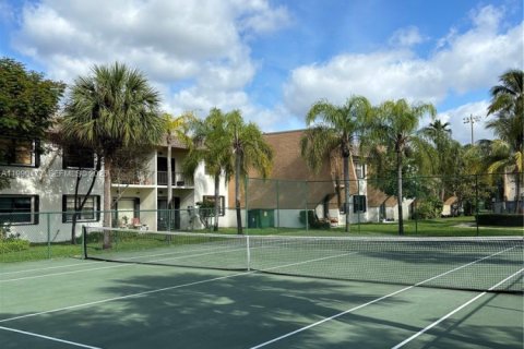 Copropriété à louer à Pinecrest, Floride: 1 chambre, 62.43 m2 № 2058000 - photo 13