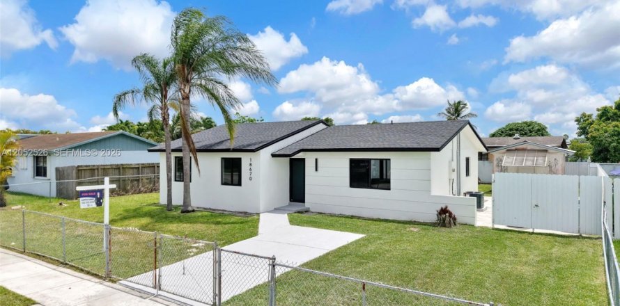 Villa ou maison à Miami, Floride 3 chambres, 129.88 m2 № 2180482