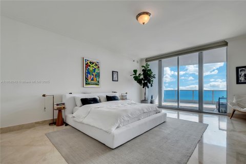 Condo in Miami Beach, Florida, 4 bedrooms  № 1887596 - photo 16