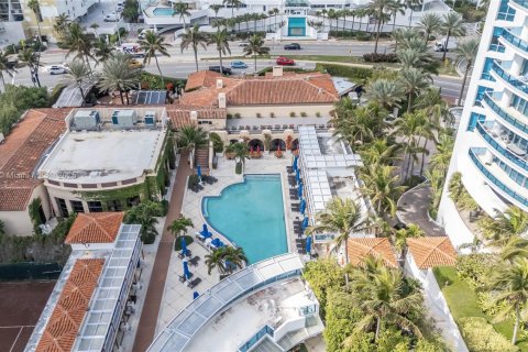 Condo in Miami Beach, Florida, 4 bedrooms  № 1887596 - photo 28