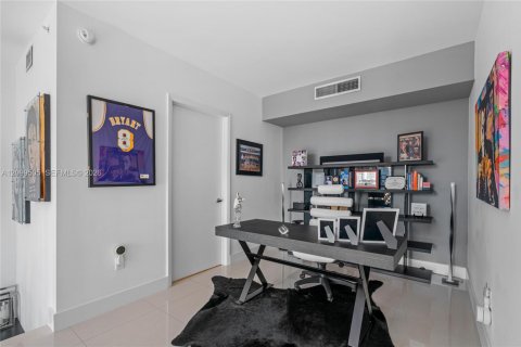 Copropriété à louer à Miami, Floride: 3 chambres, 136.01 m2 № 2400832 - photo 22