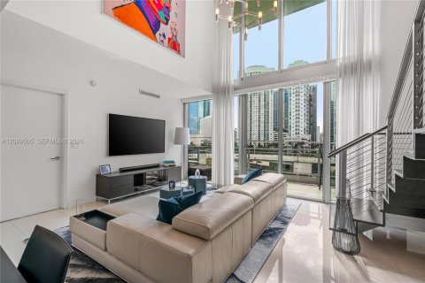 Copropriété à louer à Miami, Floride: 3 chambres, 136.01 m2 № 2400832 - photo 3