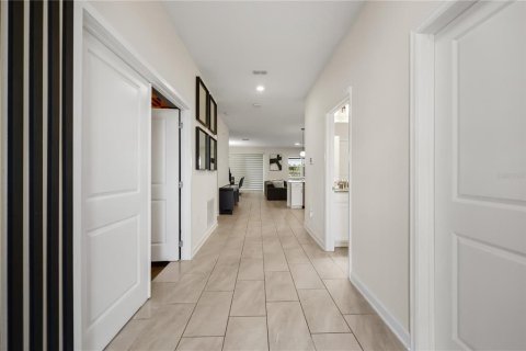 Villa ou maison à vendre à Davenport, Floride: 8 chambres, 363.71 m2 № 2134736 - photo 4