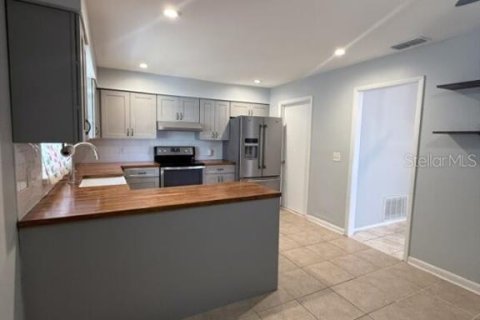 Casa en alquiler en Casselberry, Florida, 3 dormitorios, 169.92 m2 № 1918842 - foto 11
