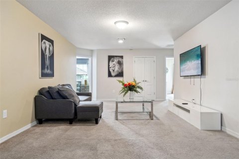 Villa ou maison à vendre à Kissimmee, Floride: 9 chambres, 407.93 m2 № 2430343 - photo 17