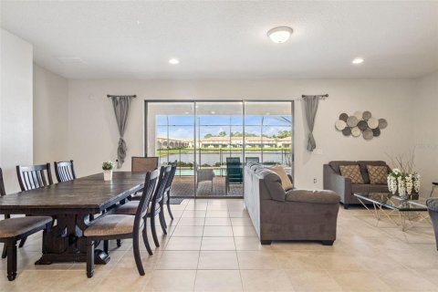 Villa ou maison à vendre à Kissimmee, Floride: 9 chambres, 407.93 m2 № 2430343 - photo 7