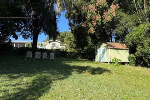 Villa ou maison à vendre à Mount Dora, Floride: 2 chambres, 124.12 m2 № 2425885 - photo 17
