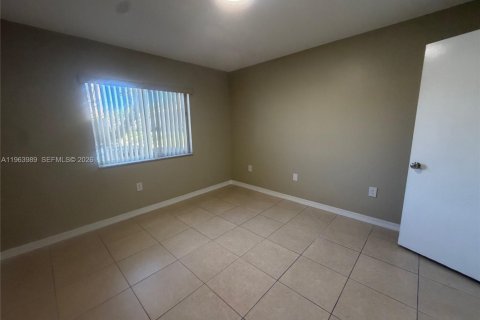 Condominio en alquiler en Homestead, Florida, 3 dormitorios, 102.1 m2 № 2025395 - foto 16