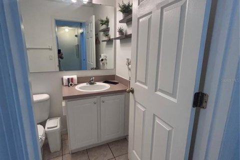Touwnhouse à vendre à Kissimmee, Floride: 3 chambres, 119.94 m2 № 2111445 - photo 19