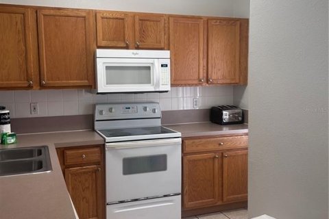 Touwnhouse à vendre à Kissimmee, Floride: 3 chambres, 119.94 m2 № 2111445 - photo 4