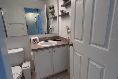 Touwnhouse à vendre à Kissimmee, Floride: 3 chambres, 119.94 m2 № 2111445 - photo 12