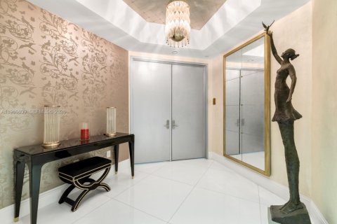 Copropriété à vendre à Sunny Isles Beach, Floride: 3 chambres, 323.3 m2 № 2047486 - photo 28