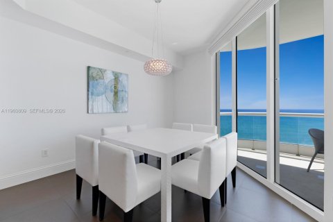 Copropriété à vendre à Sunny Isles Beach, Floride: 3 chambres, 323.3 m2 № 2047486 - photo 9