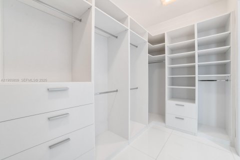 Copropriété à vendre à Sunny Isles Beach, Floride: 3 chambres, 323.3 m2 № 2047486 - photo 13