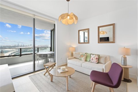 Condo in Miami, Florida, 3 bedrooms  № 2052794 - photo 18