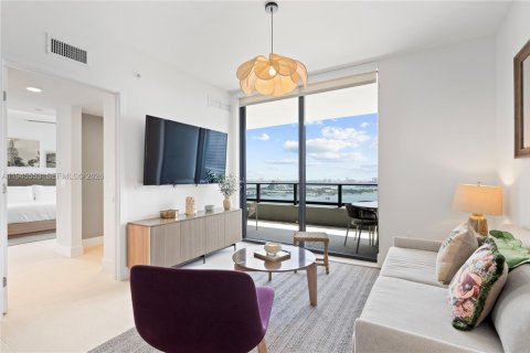 Condo in Miami, Florida, 3 bedrooms  № 2052794 - photo 16