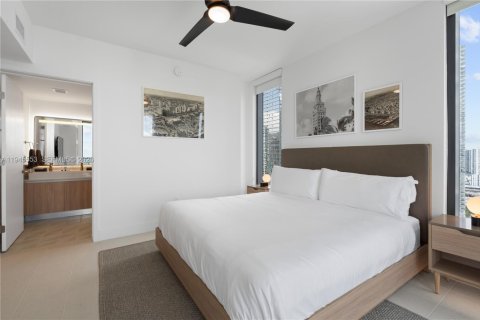 Condo in Miami, Florida, 3 bedrooms  № 2052794 - photo 5