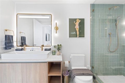 Condo in Miami, Florida, 3 bedrooms  № 2052794 - photo 8