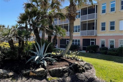 Condo in Flagler Beach, Florida, 3 bedrooms  № 1041582 - photo 2