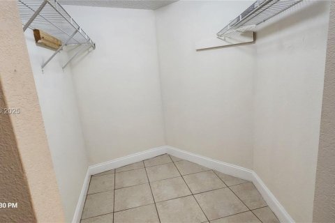 Copropriété à louer à Sunrise, Floride: 1 chambre, 77.11 m2 № 1984561 - photo 26